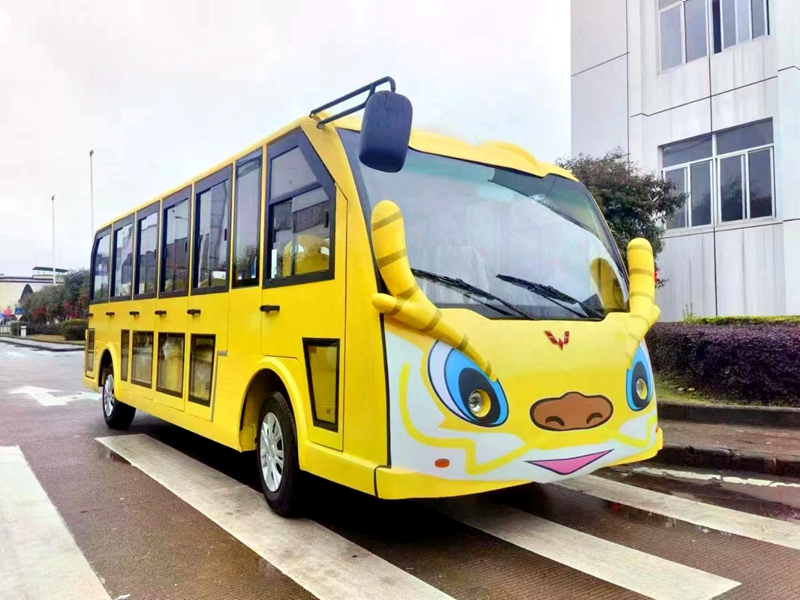 卡通觀光車
